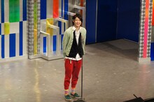 ネタを披露するかたつむり林。