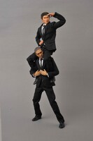 「1/6アクションフィギュア　松本人志」と「1/6アクションフィギュア　浜田雅功」のコラボ。