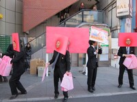 口内炎さんをフォローするカミナリとマントフフ。