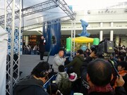 「『太田プロエンタメ学院名古屋校』入学説明会!?～公開模擬授業『お笑い講座』モノマネもあるよ～」の様子。(c)太田プロダクション