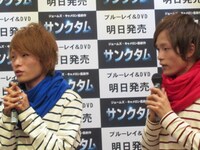 広海は「サンクタム」に出てくるような海賊系男子がタイプ。深海はヨットを操縦しているダンディな男性が好みだそう。姉の広海のほうがネイルをするなど、意識してそれぞれの個性も強調。