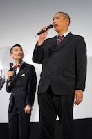 カラテカ矢部とニューロマンスおにぎり（左から）。