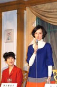 市川実日子（右）と室井滋（左）。