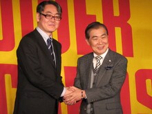 タワーレコード渋谷店にて行われた桂三枝とタワーレコード嶺脇育夫社長による初顔合わせトーク。