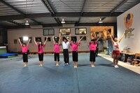 「ももクロ式見学ガイド もも見!! #5『反るの巻』」の一場面。