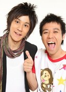 スマイル。2003年結成、よしもとクリエイティブエージェンシー所属。