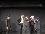 トークではさらに郷の眉毛が進化。そんな玉城を見てイーグルは「彼と一緒にカラオケ行きたい」と所望。