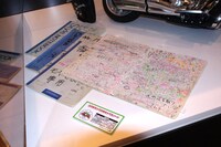 「コスモキャベツのキャベツノート」。喫茶店「コスモキャベツ」に置かれているこの落書きノートには、バカルディ時代の大竹に関する書き込みが残されている。DVDのVol.14「自由が丘」編にエピソードが収録。