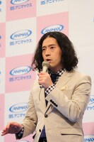 ピース又吉。好きなアニメキャラを聞かれ「僕は性格重視なので、峰不二子ですね」とコメントして記者を笑わせ、綾部に「なかなかの性格だぞ。だいぶおてんばだよ」と指摘されていた。