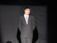 今回は政治経済の話ということで、「思ってたライブと違うなと思った人には、全力で後悔してもらうしかない」と前置き。