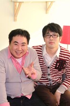 ひかりTVにて放送中のオリジナル番組「アニメのキカク」でMCを務めるドランクドラゴン。