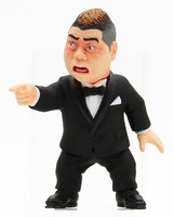 「ヤバイヨ！ヤバイヨ！」と危機感に駆られる出川哲朗ストラップ。(c)MASEKI GEINOSHA,allrights reserved