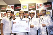 淳＆ニブンノゴ！カーネルコスプレでKFC新商品PR