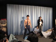 ゾンビに襲われるも「ミキティー！」とゾンビを追い払った庄司。