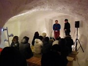 北東北最大級の雪祭り「十和田湖冬物語」のお笑いステージ。(c)吉本興業