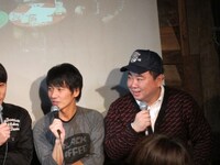 塚地は3月1日にネイキッドロフトにてドランクドラゴン「話をさせてください」を開催。久々に見た北陽のトークライブに「下世話になりましたね」と笑っていた。