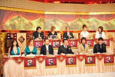 「サタネプ☆ベストテン」の「芸能人極貧アイデアレシピ」企画に登場する審査員たち。(c)TBS