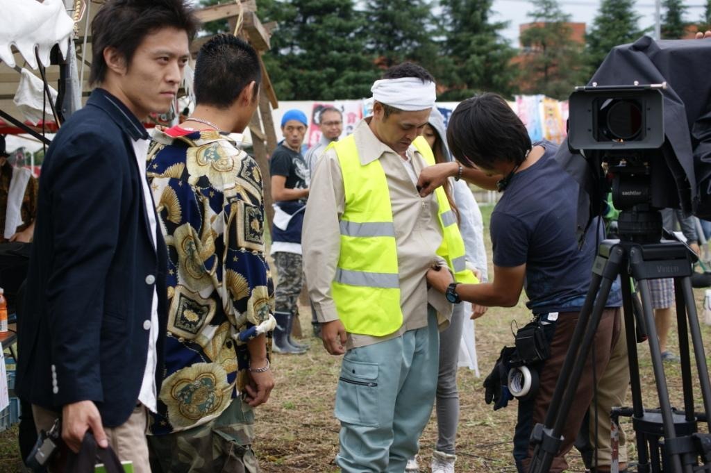 映画「SR サイタマノラッパー　ロードサイドの逃亡者」の撮影風景。(c)2012「SR3」CREW
