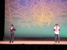 コントを披露したニッケルバック。この次の舞台が最後ということで「セミファイナルだね」と柴田がコメント。