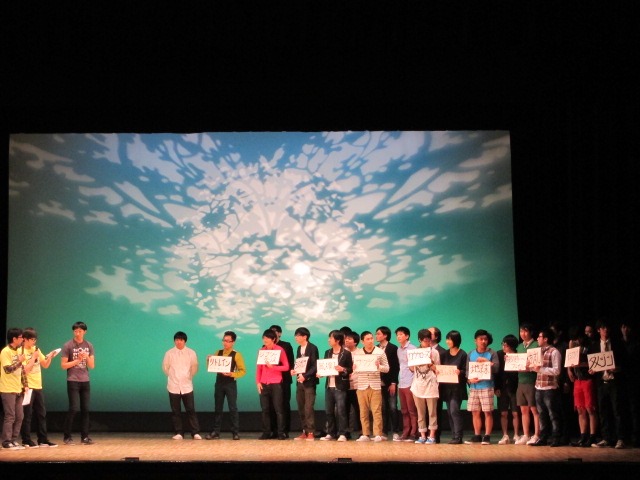 時間がなく全員とトークできなかった柴田。駆け足でコンビ名だけ紹介すると、最後に控えていた地球に「触れたかった！」と悔しがった。