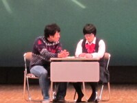 コントを披露した本田兄妹。