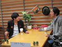 動画サイト「ワタナベプラス」で配信された、アンガールズ田中とロッチ・コカドの「コカタク(C)」。