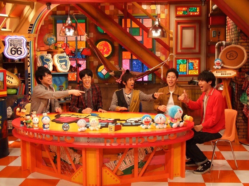 「キングコングのあるコトないコト」の「ドラえもんのあるコトないコト」ゲストに麒麟・川島、ロッチ・コカド、はんにゃ金田が登場。(c)メ～テレ