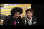 DVD「トータルテンボス漫才ライブ『漫遊記』」場面写真。