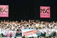 ライブの最後には記念撮影が行われた。