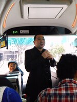 ツアースタート。RGピュアファンの集合にRGも感激。(c)きょん