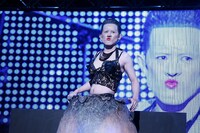 「ゴッドタン マジ歌フェスティバル2012」での劇団ひとり。(c)テレビ東京