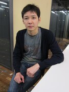 4月20日（金）、東京・新宿シアターブラッツにて、漫才ライブ「POISON吉田が5人と漫才」を開催するPOISON GIRL BAND吉田。