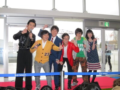 「ウレロ☆未確認少女」の劇団ひとり、バカリズム、東京03、早見あかり。