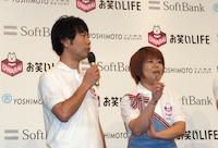 藤井隆とボルサリーノ関（左から）。