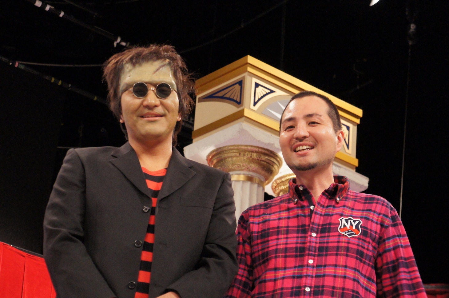 スリムクラブ。内間（右）はレギュラー放送当時に声の出演がほとんどだったこともあり「舞台に出るのは今回が初めて」と感慨深い様子だった。