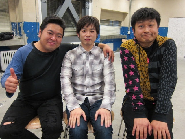 3月21日（水）、東京・下北沢シアター711にて「逆指名コントライブ『大井が書いて大谷と大地がやってます』」を開催するダイノジと大井洋一。