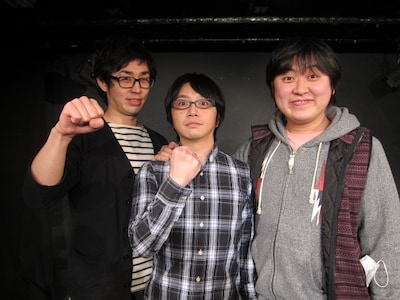 3月30日（金）、大阪・5upよしもとにてポラロイドマガジンと初ユニットライブ「ポラミンゴ」を開催するフラミンゴ。