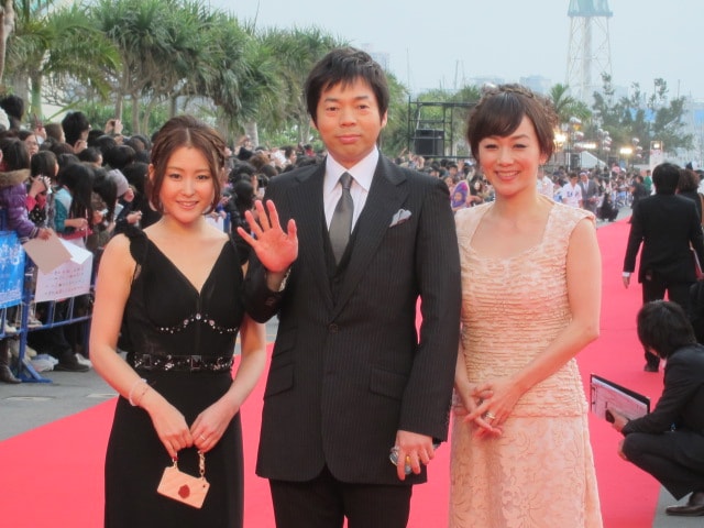 総合司会の今田耕司、木佐彩子、佐藤麻衣。