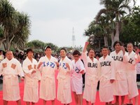 オリエンタルラジオ、笑い飯、スリムクラブ、千原せいじ、野性爆弾、ガレッジセール