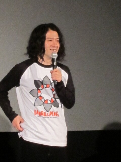 「第4回沖縄国際映画祭」審査員スペシャルメンションに選ばれた映画「タバコイ」主演のピース又吉。写真は舞台挨拶時の又吉。