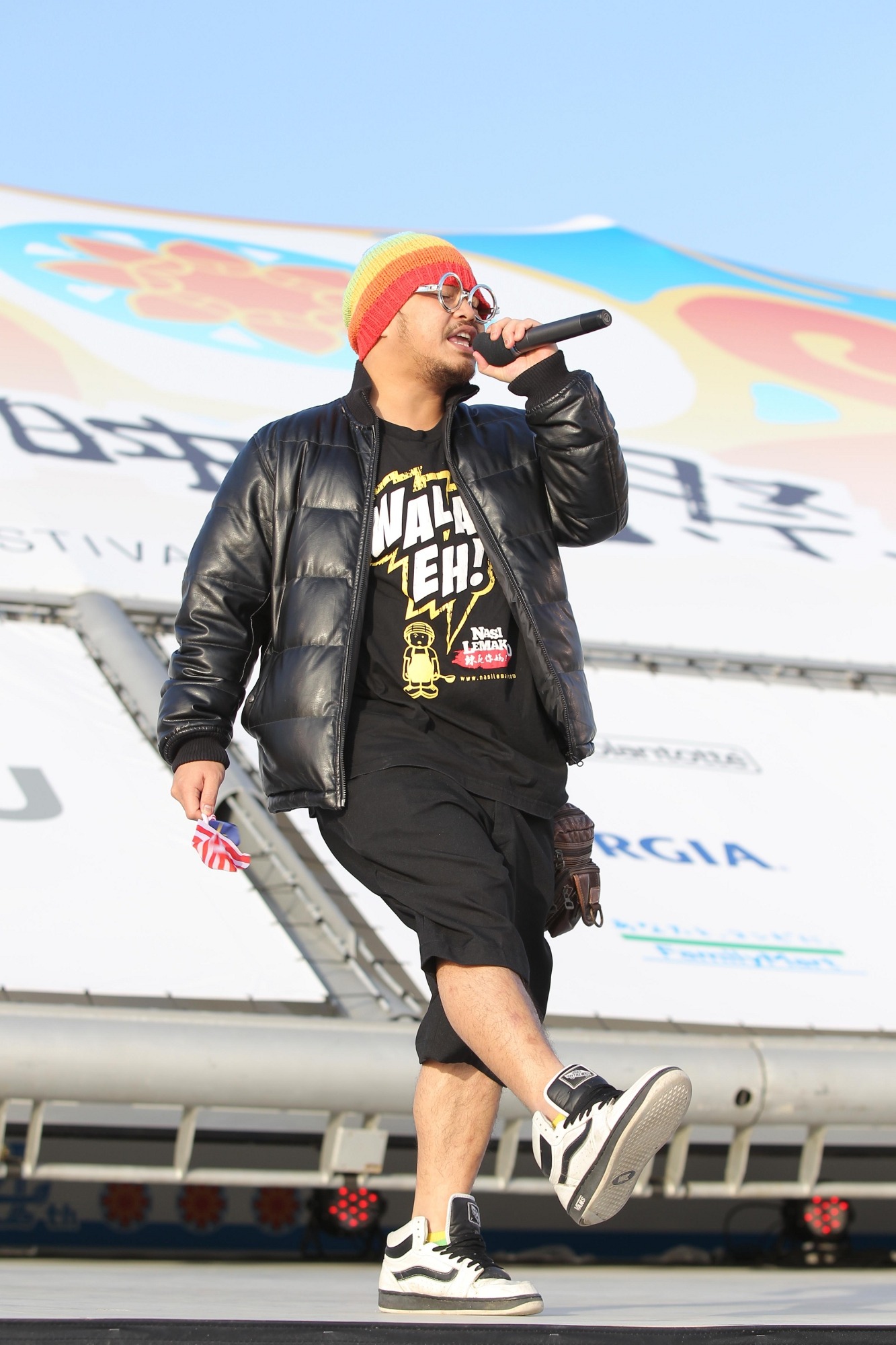 マレーシアのラッパー・ナムウィー。