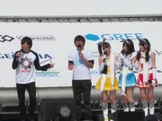 司会の平成ノブシコブシとゼブラ天使。徳井はあまりの喋らなさから「今日来てない」と全員認識。