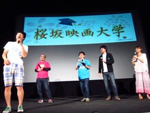 急に長渕剛の歌を歌い始めたもう中学生。