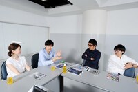 「ゴッドタン」レギュラーの（左から）松丸友紀テレビ東京アナウンサー、劇団ひとり、おぎやはぎ。