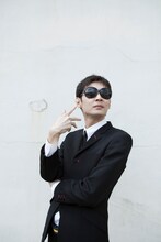 「SCHOOL OF LOCK!」（TOKYO FM）によしだ教頭として新たに就任したPOISON GIRL BAND吉田。