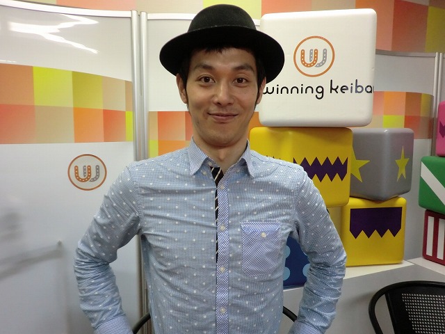 「ウイニング競馬」にレギュラー出演するキャプテン渡辺。(c)テレビ東京