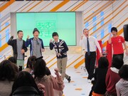 前説を行ったソーセージとアインヘッド。「あほやねん!すきやねん!盛り上がっていきましょーよ！」でポーズ。