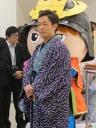 吉本百年物語4月公演「大将と御寮ンさん・二人の夢」で吉本吉兵衛を演じる陣内。