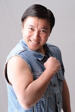 レコチョクにてワイルド着信ボイス・リングバックトーンの配信がスタートしたスギちゃん。