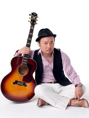 第8回単独ライブ「オトネタ4」を開催するマキタスポーツ。